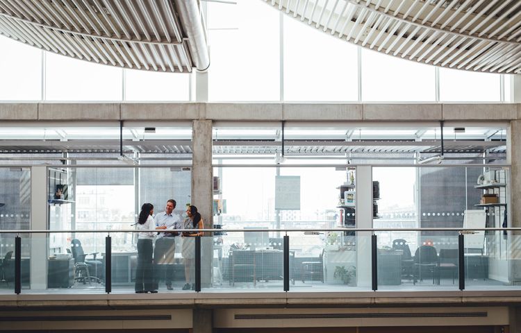 people in office_750x480.png